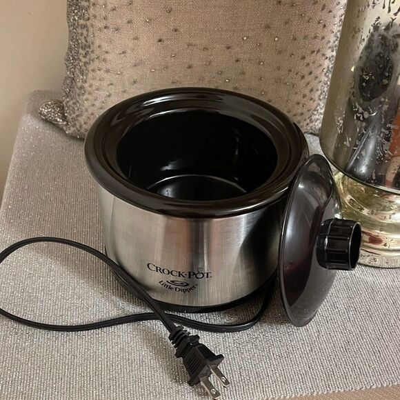 Slow Cooker - Picture 2 of 9